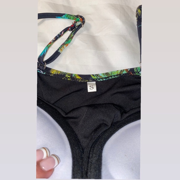 NWT Cupshe “Coconut Palm & Flamingo Print Bikini” - Picture 3 of 4